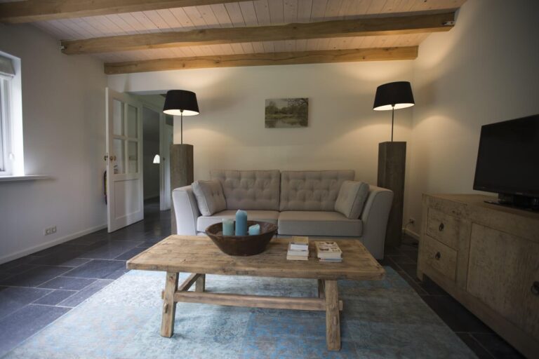 Gerealiseerd project: woonkamer vakantiewoning Duins End Oostvoorne - Zuid-Holland | Huis & Interieur